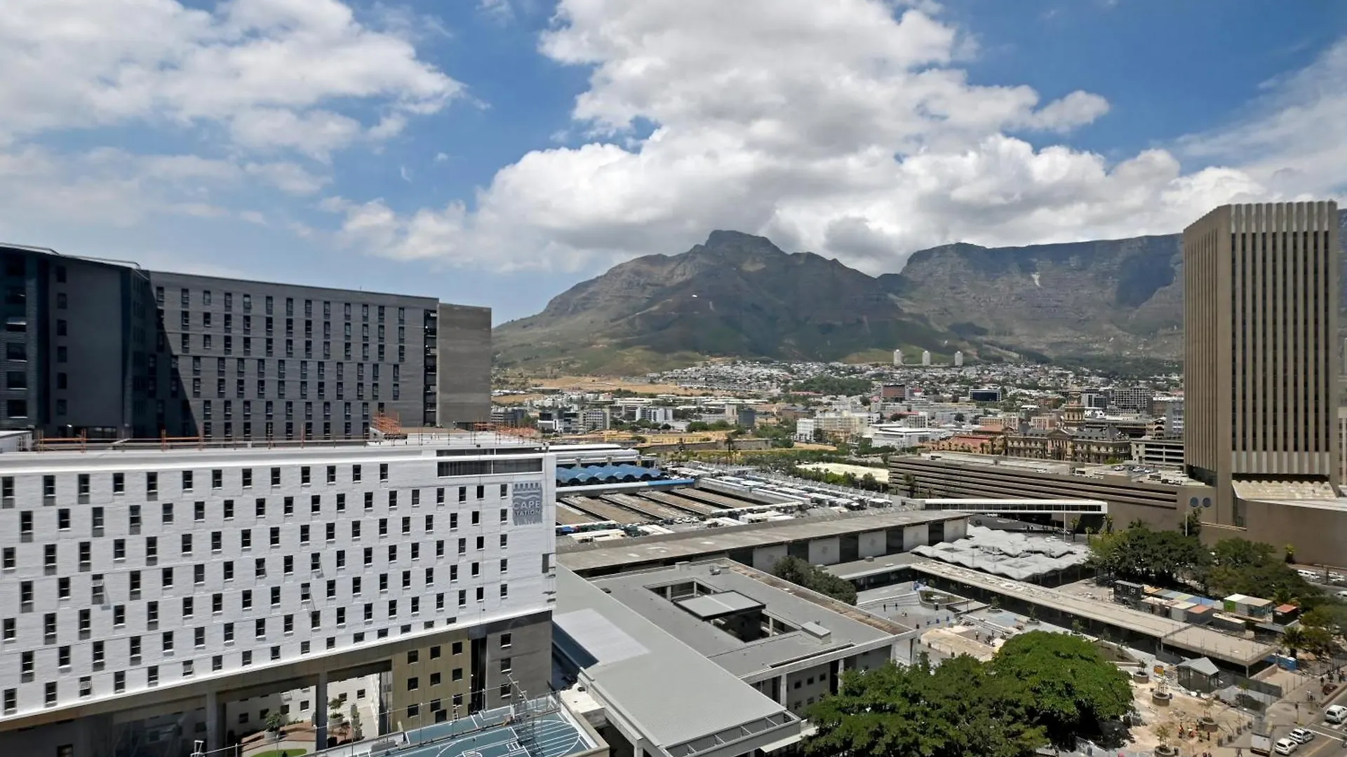 Apartment 15Th-Floor 2-Bed Panoramic City Views & Modern Living Cape Town South Africa